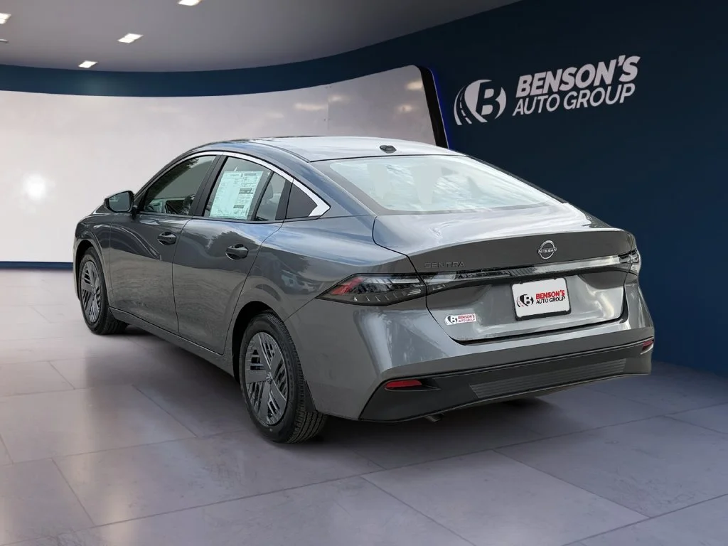 New 2027 Gray Nissan S image 3