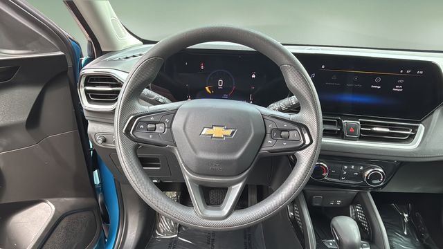 Used 2025 Blue Chevrolet LT image 14