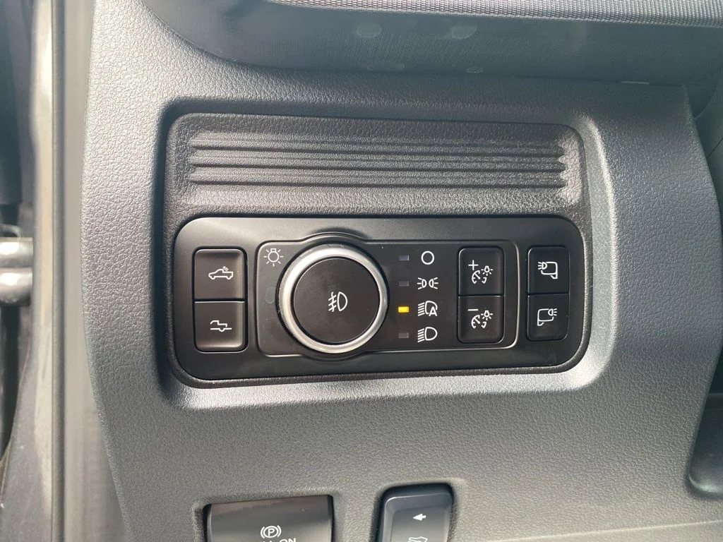 New 2026 Carbonized Gray Metallic Ford F-250® Platinum® image 16