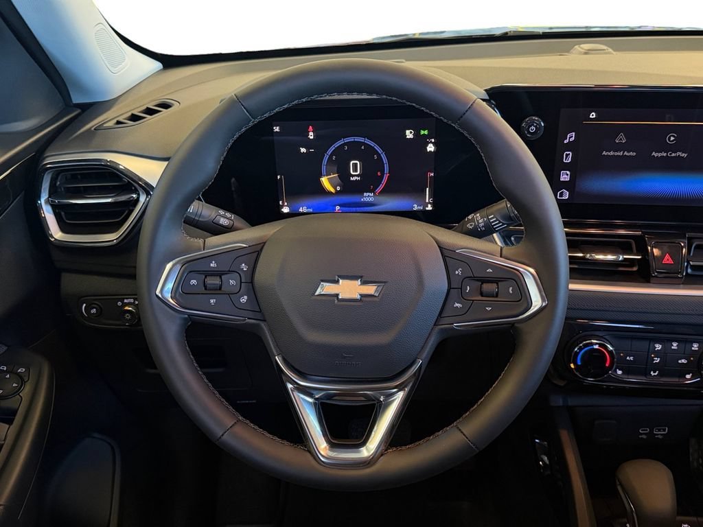 New 2026 Mosaic Black Metallic Chevrolet LT image 17