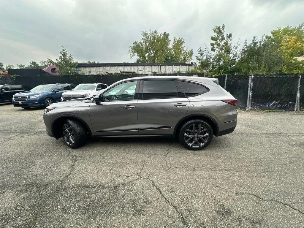 Used 2023  Acura A-Spec image 3