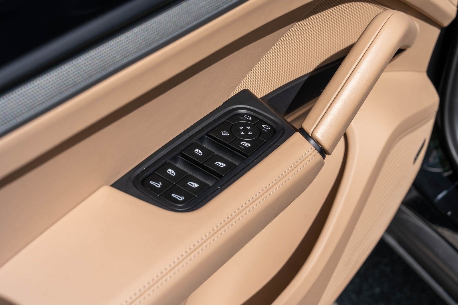 Used 2024 Black Porsche Base image 22