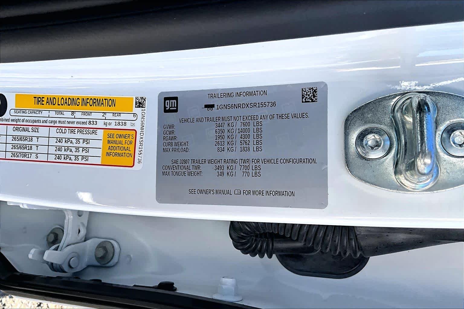Used 2025 Summit White Chevrolet LT image 33