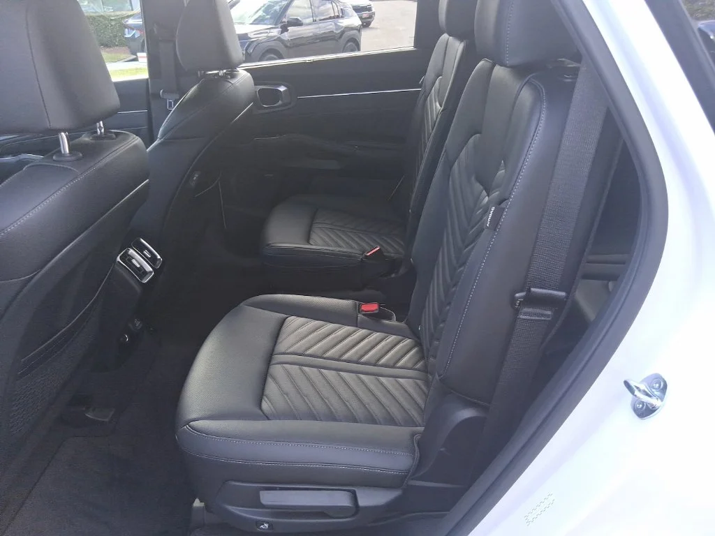 Used 2026 White Kia X-Line SX Prestige image 15