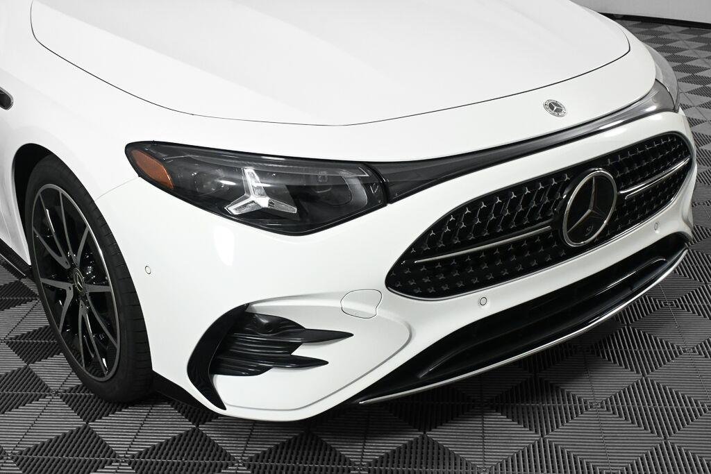 New 2027 Polar White Mercedes-Benz CLA 220 image 33