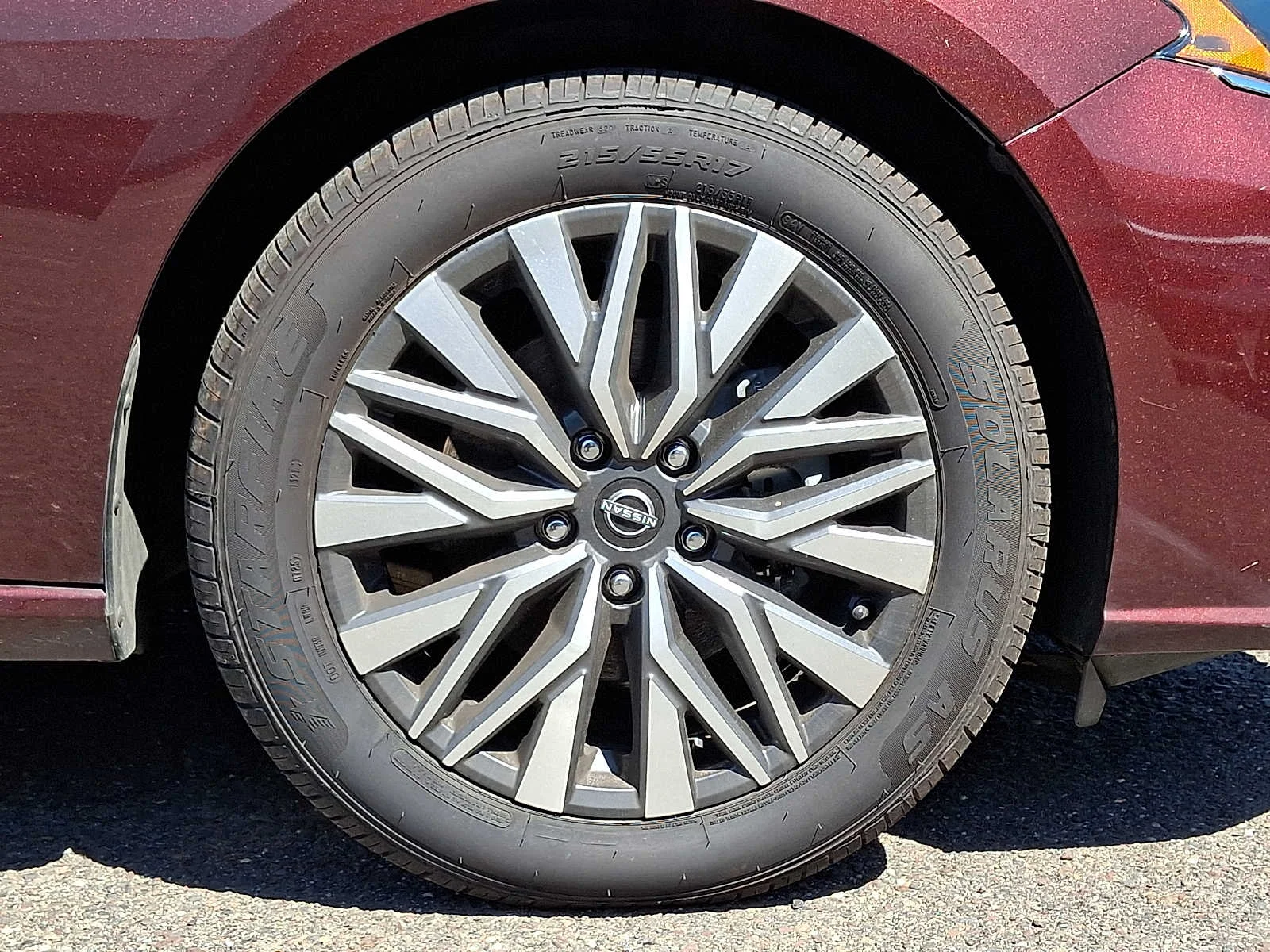2024 Nissan Altima SV - Photo 8