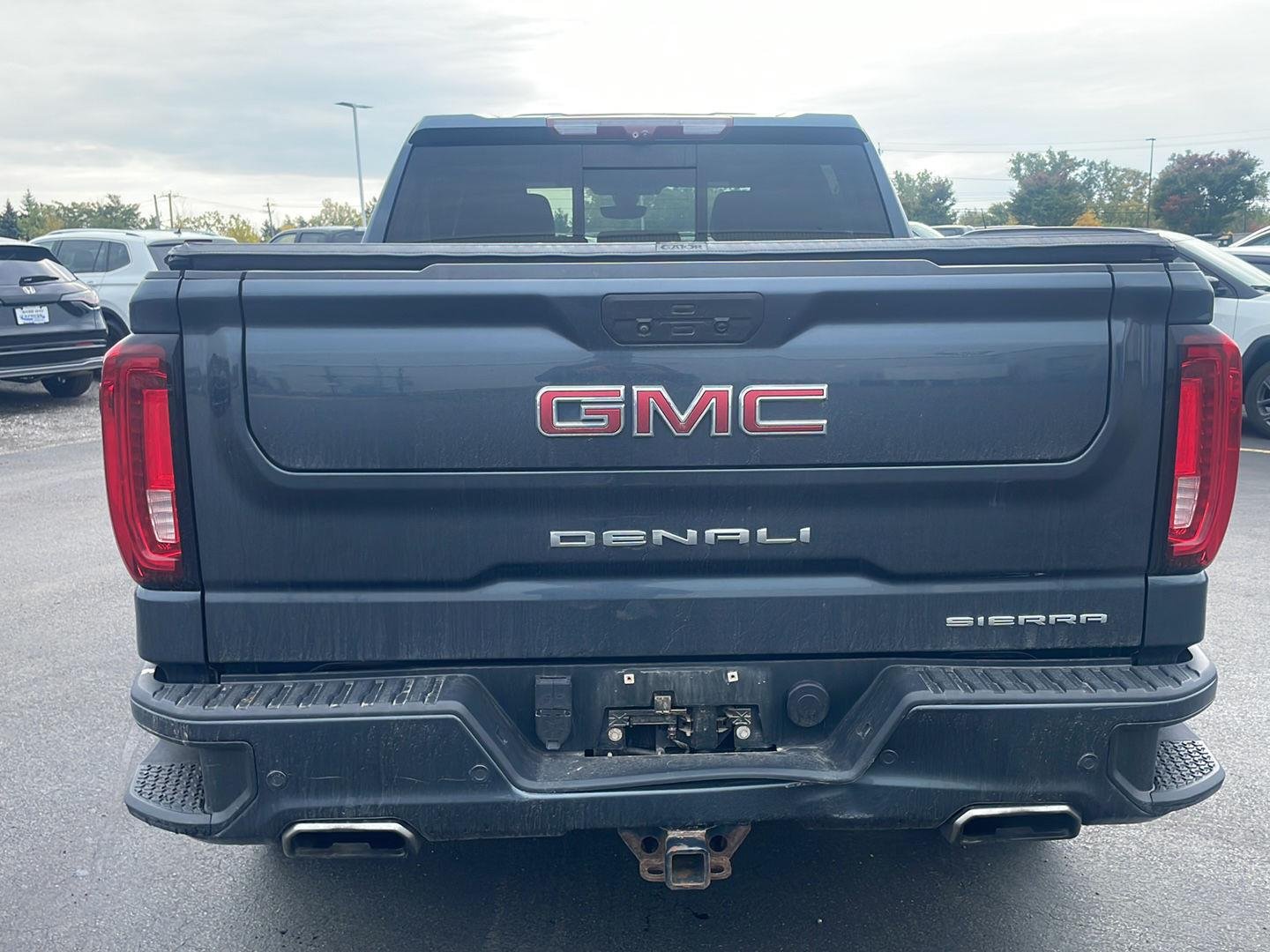 Used 2020 Dark Sky Metallic GMC Denali image 5