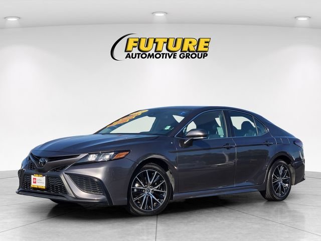 Used 2024 Gray Toyota SE image 8