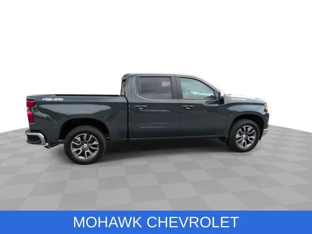 Used 2025 Cypress Gray Chevrolet LT (2FL) image 10