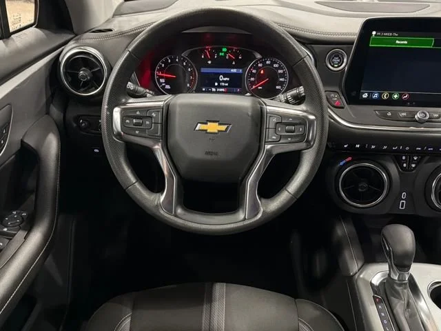 Used 2025 Habanero Orange Chevrolet 2LT image 32