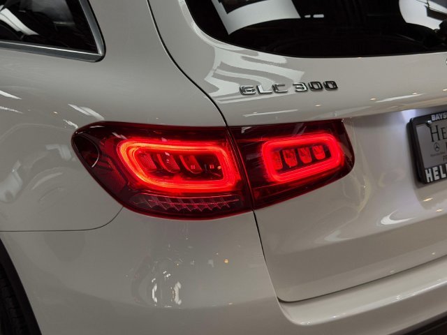 Certified Used 2022  Mercedes-Benz GLC 300 image 10