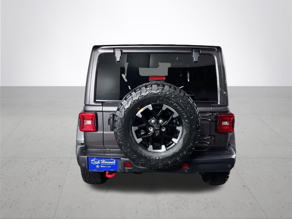 New 2026 Granite Crystal Metallic Clear-Coat Exterior Paint Jeep  image 7