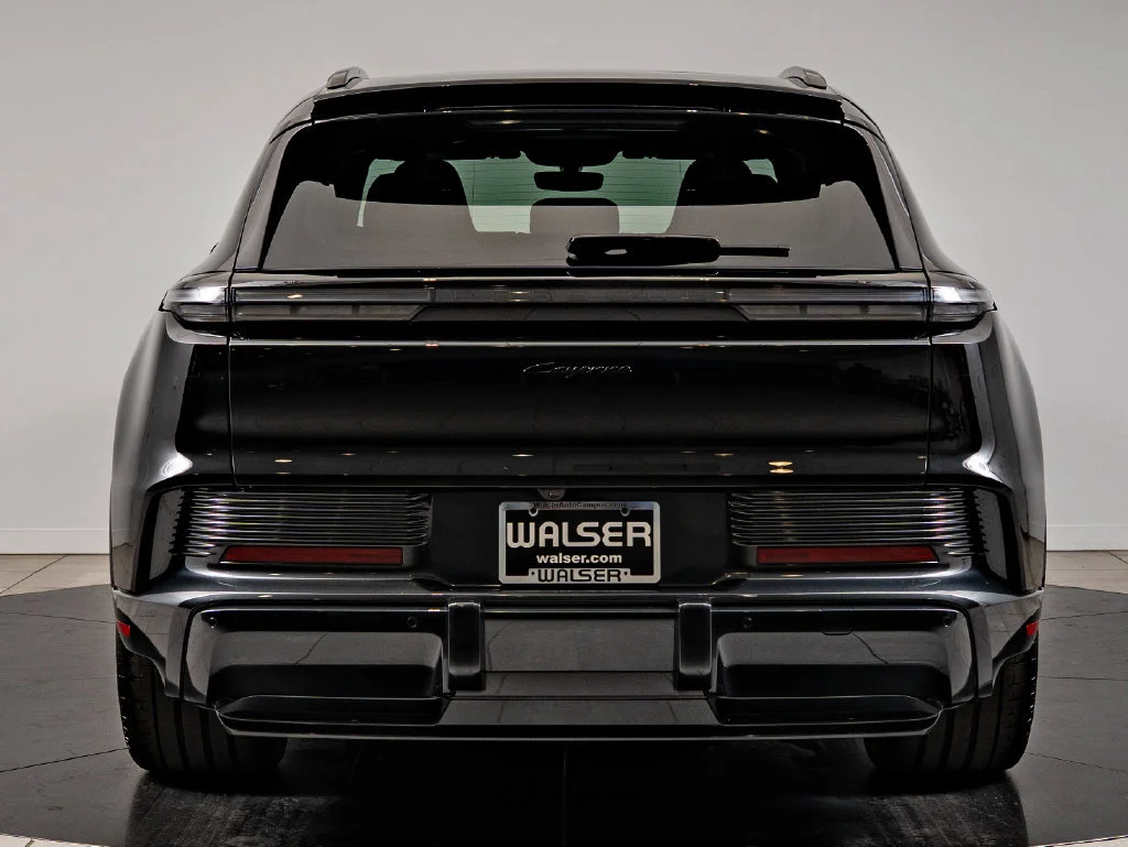 Used 2026 Black Metallic Porsche  image 7