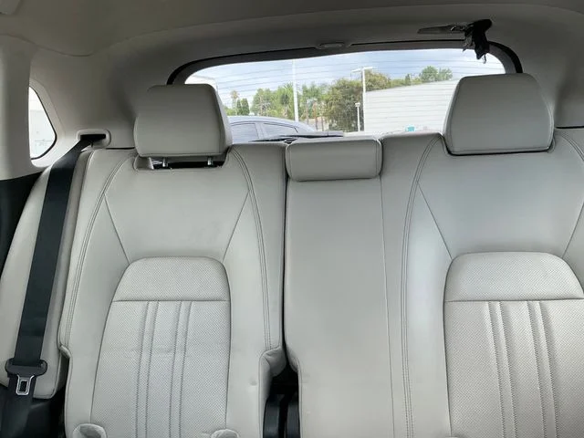 Certified Used 2024 Platinum White Pearl Honda EX-L image 15