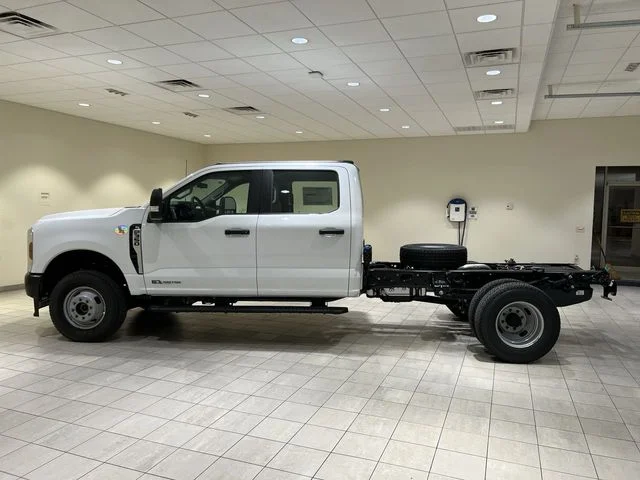 New 2026 White Ford  image 2