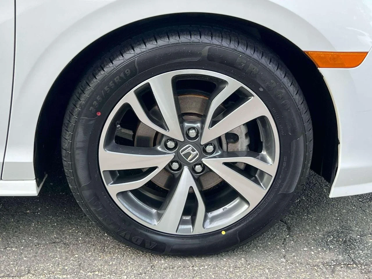 2023 Honda Odyssey Touring - Photo 9