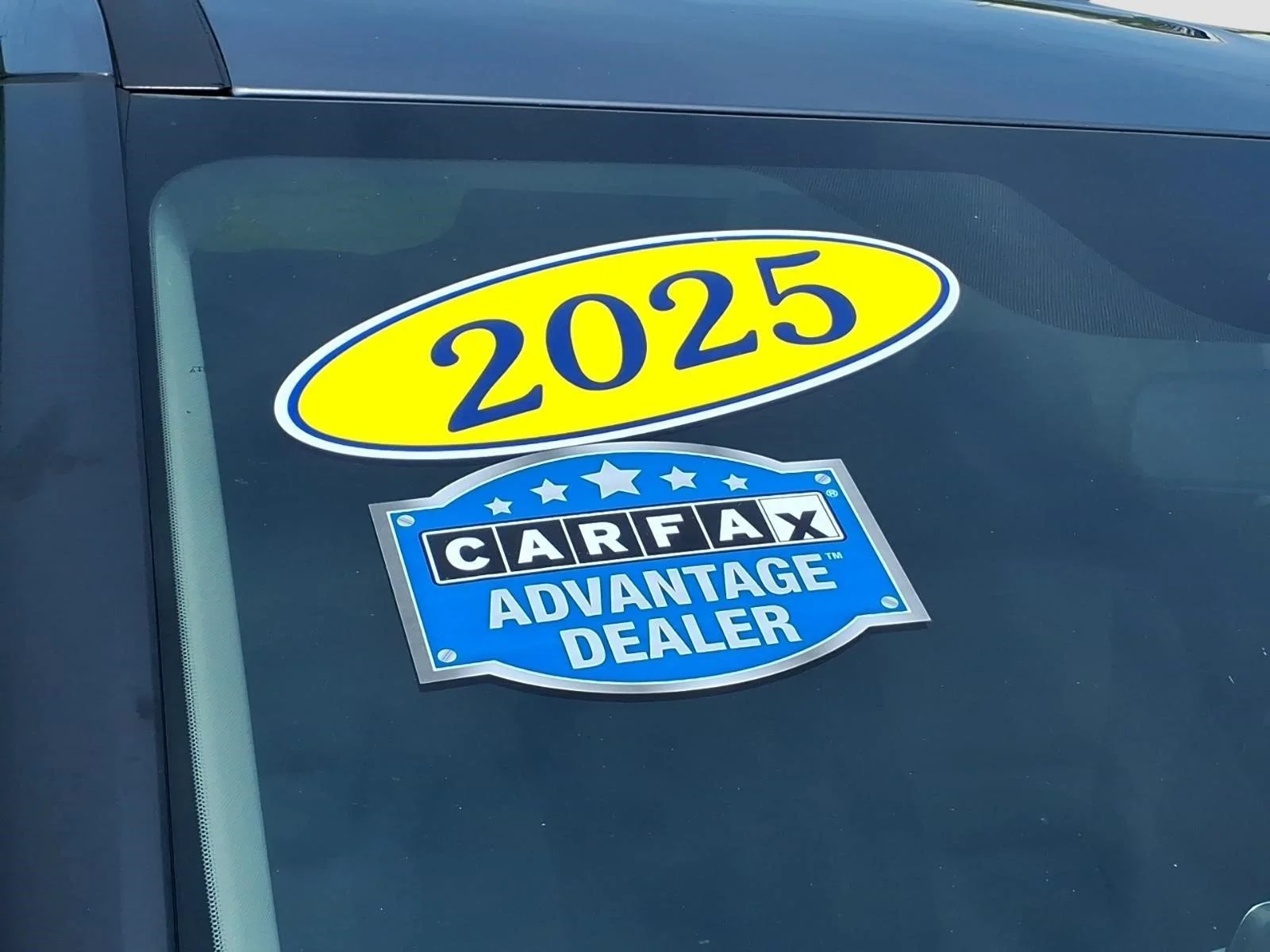 Used 2025 Gun Metallic Kad Nissan SV image 9