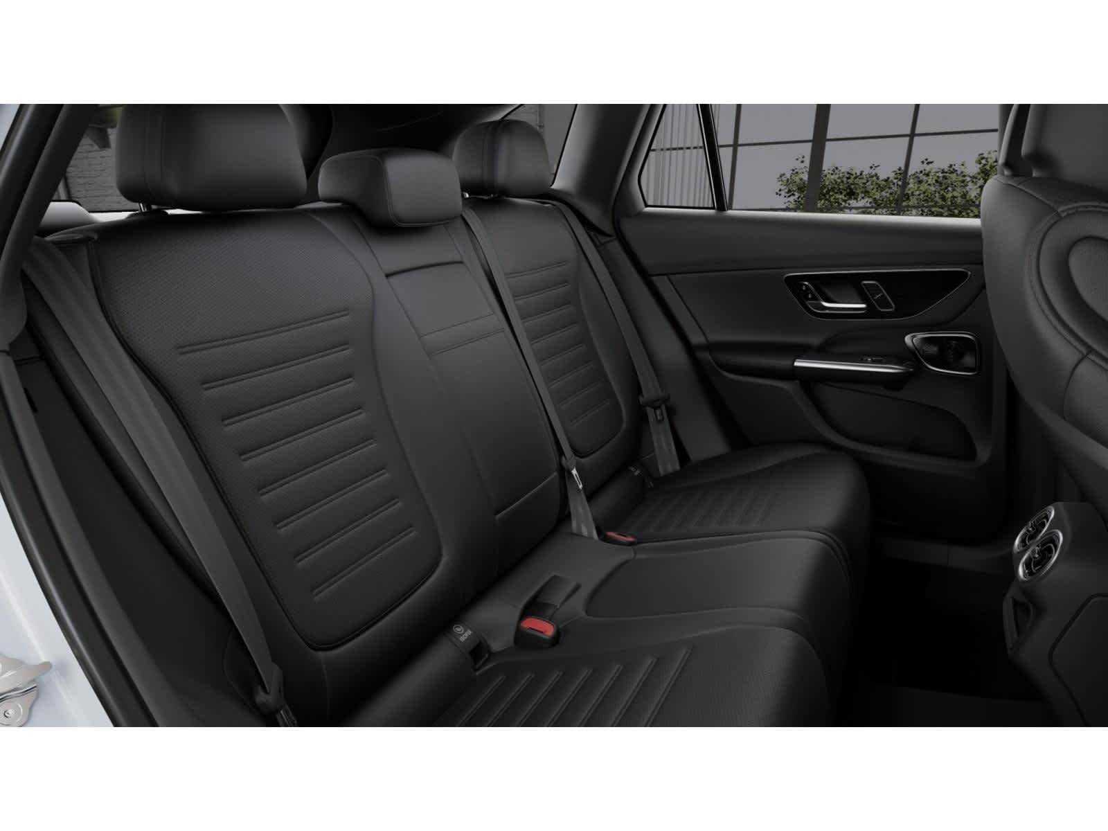 New 2026 Polar White Mercedes-Benz GLC 300 image 5