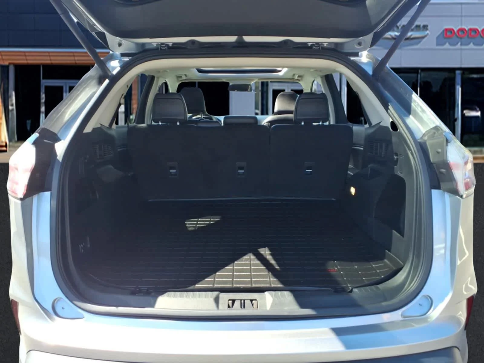 Used 2023 Iconic Silver Ford SEL image 10