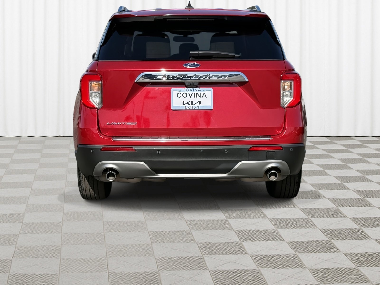 Used 2024 Rapid Red Metallic Tinted Clearcoat Ford Limited image 7