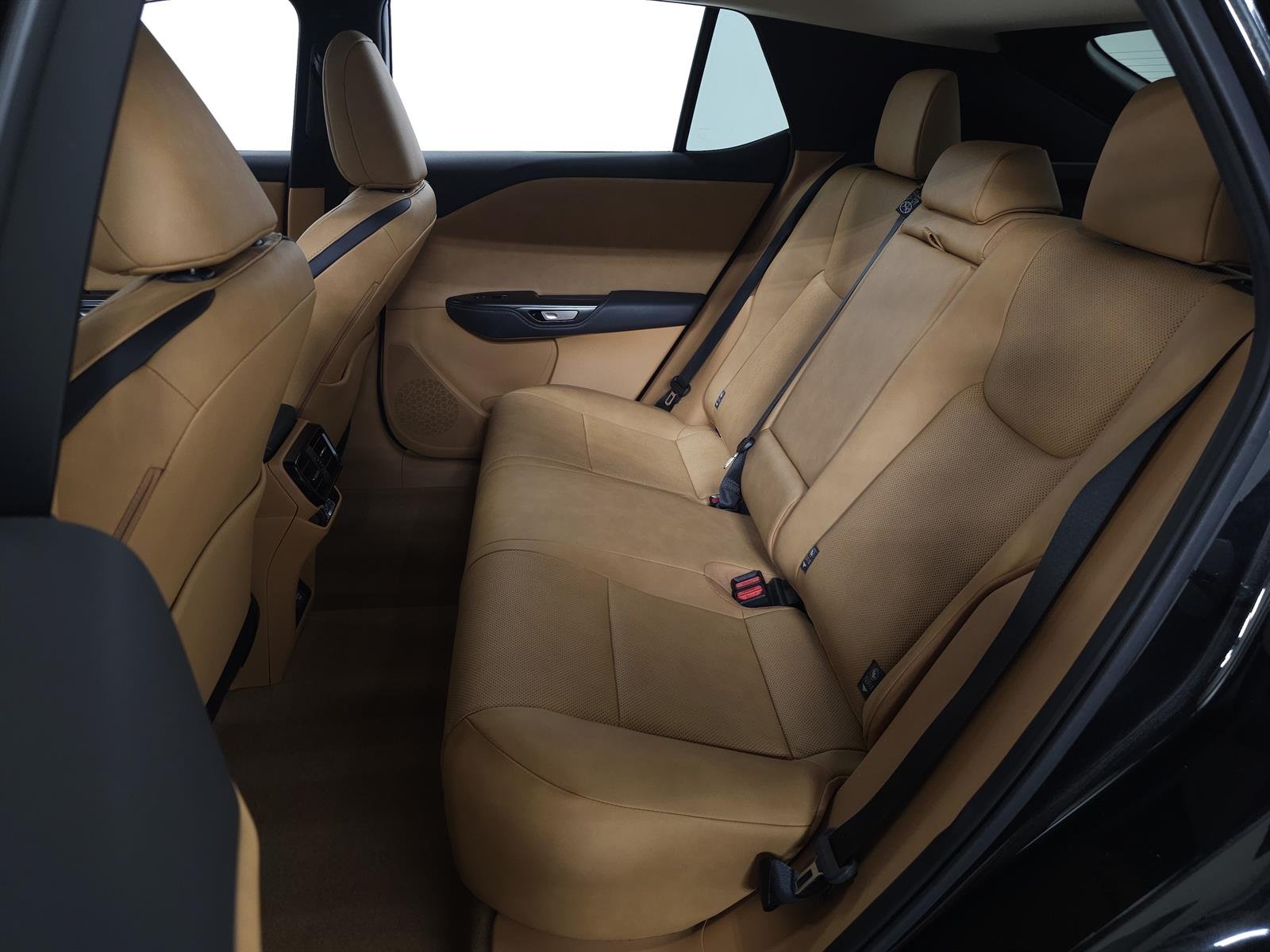 Certified Used 2023 Caviar Lexus PREMIUM image 35