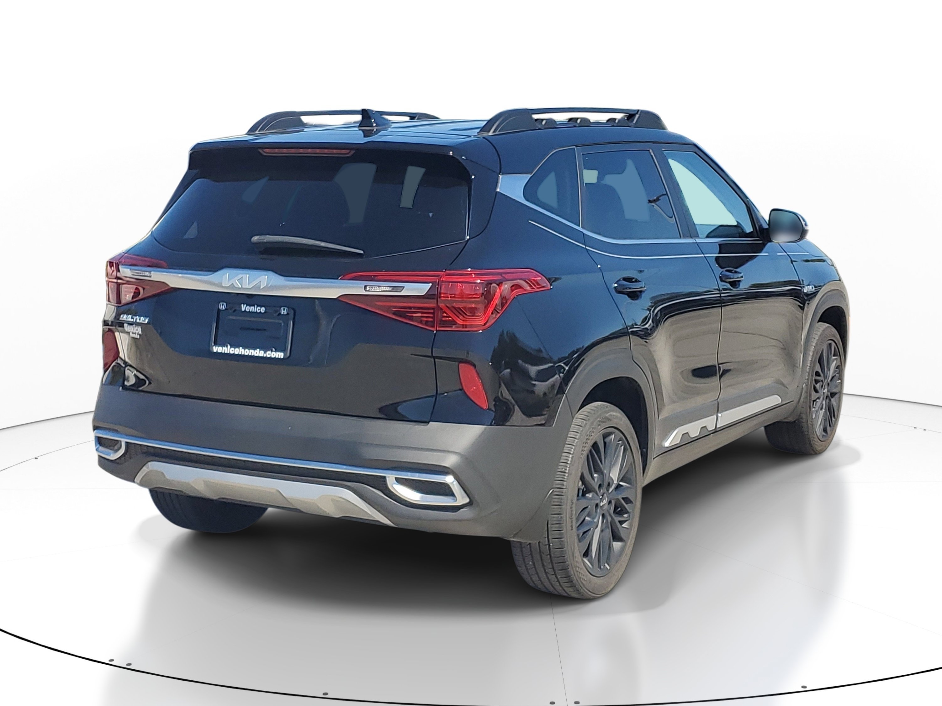 Used 2023 Cherry Black Kia Nightfall image 5