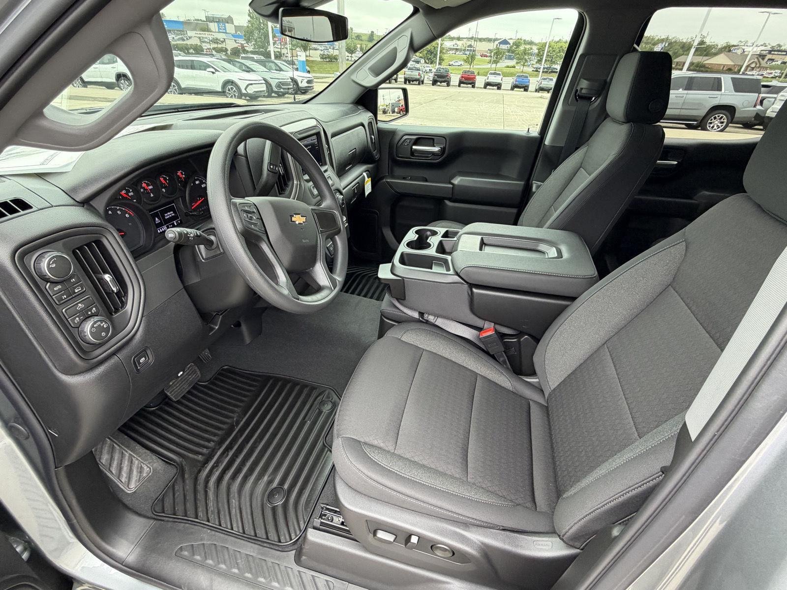 2026 Chevrolet Silverado 1500 Custom - Photo 6