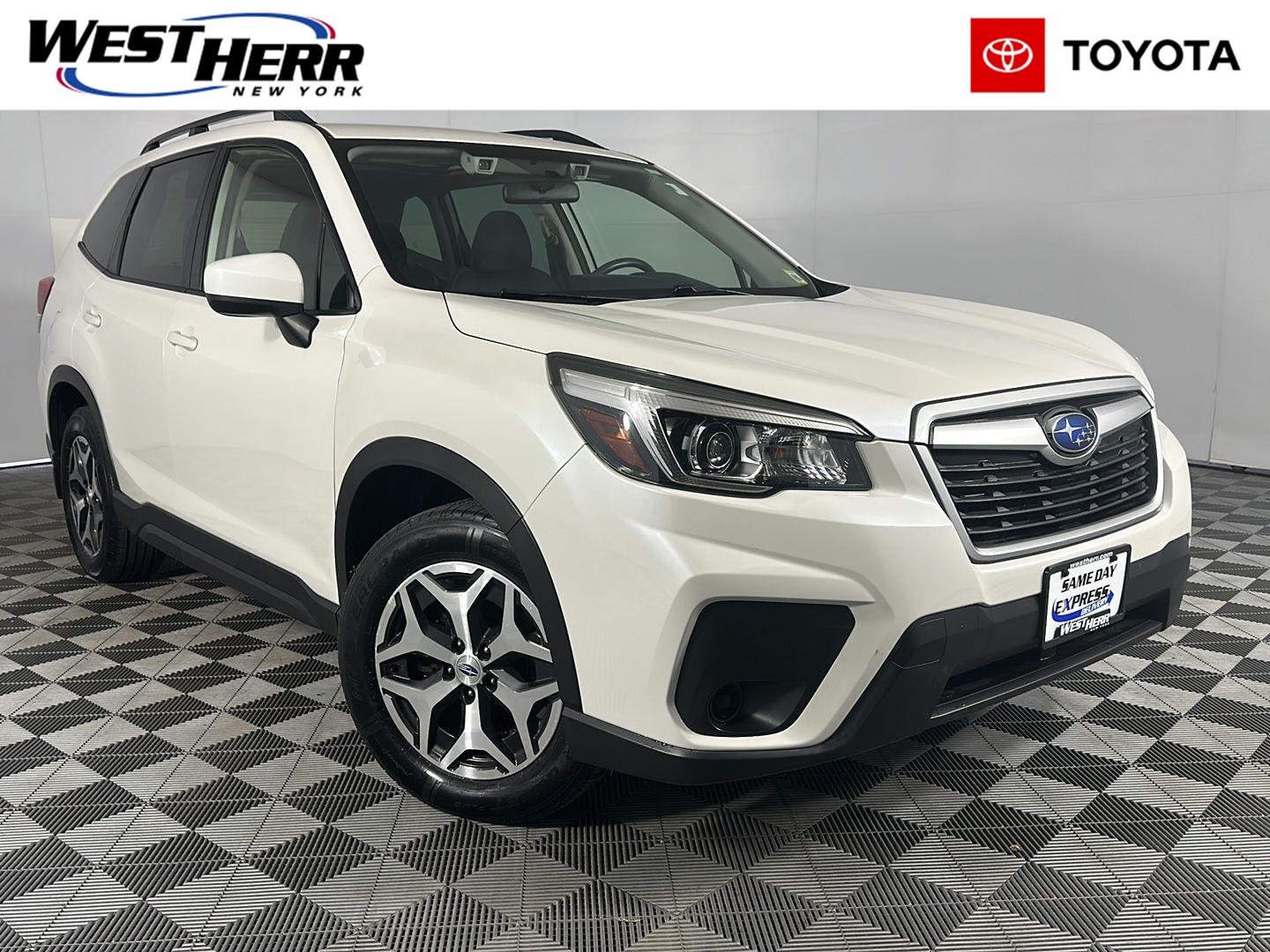 Used 2020 Crystal White Pearl Subaru Premium image 1