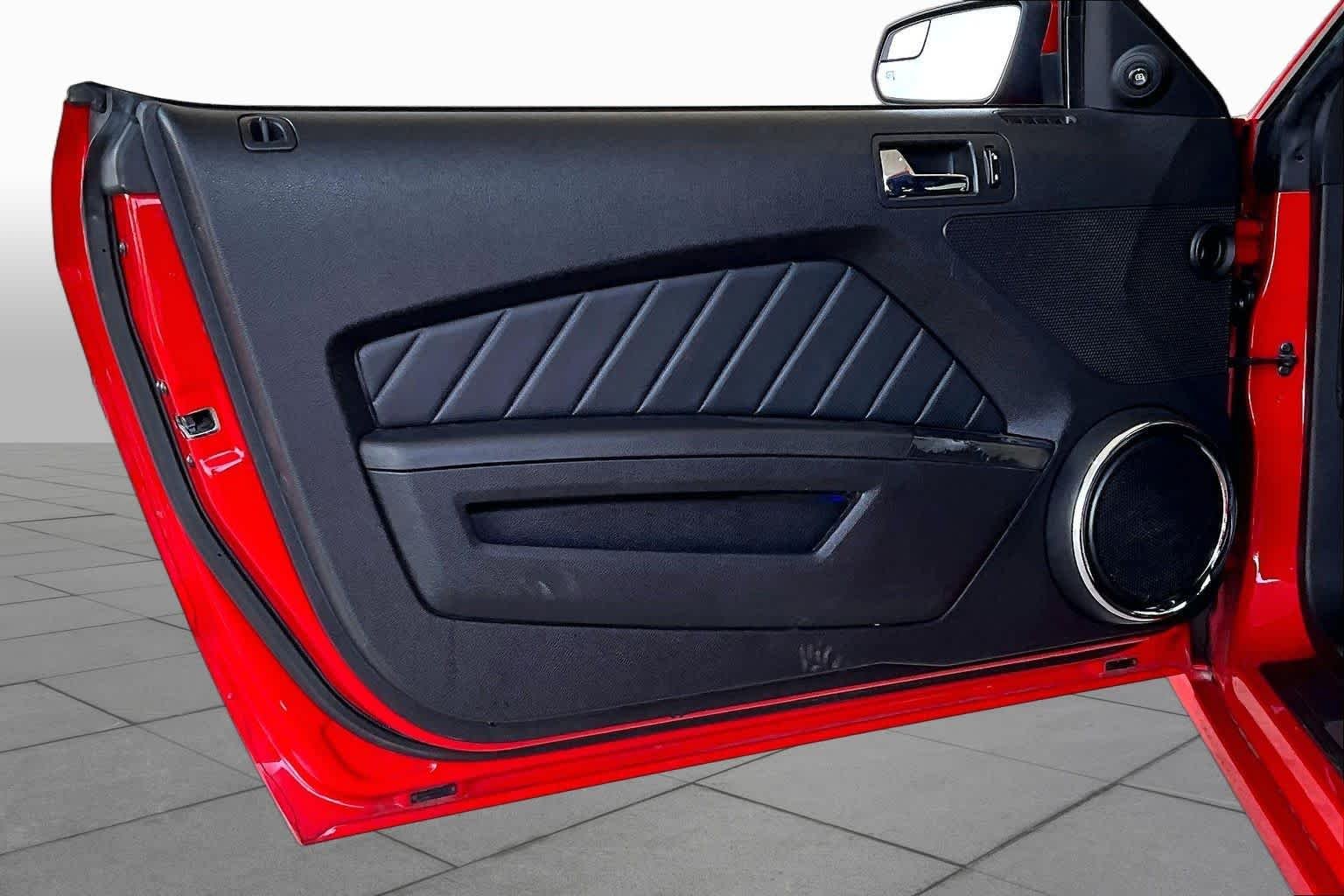 Used 2013 Race Red Ford GT Premium image 18