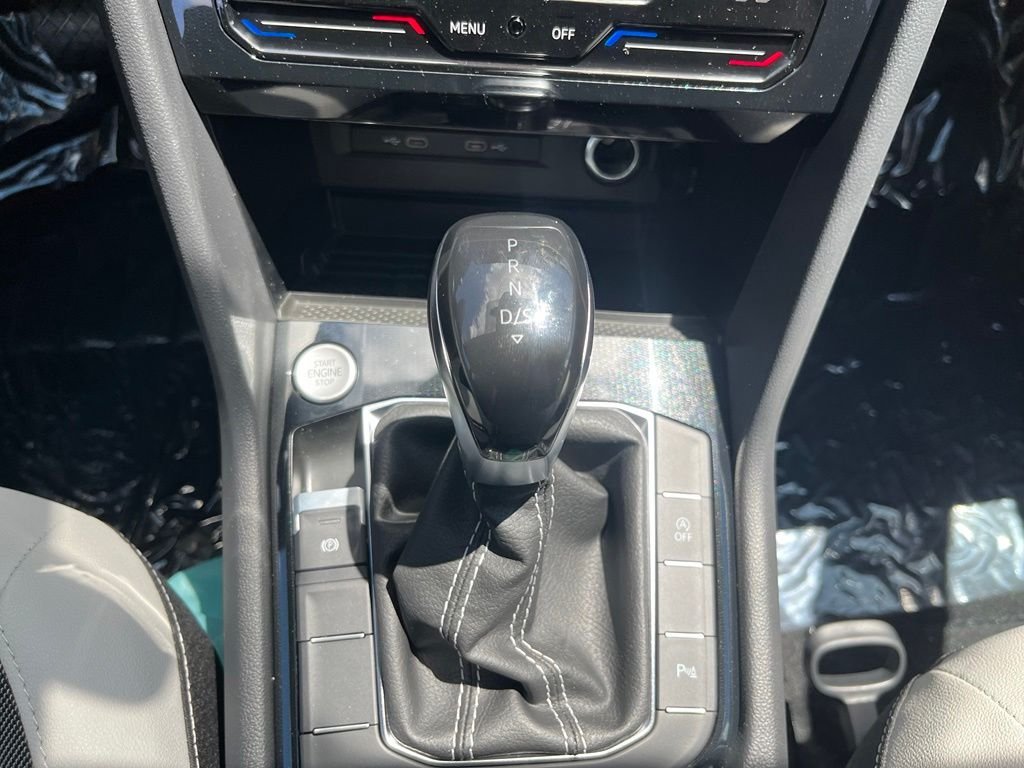 New 2026 Black Volkswagen 1.5T SE image 16