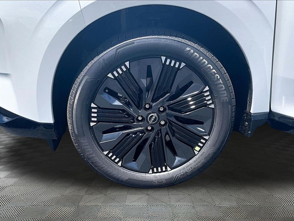New 2026 White Nissan Platinum image 12