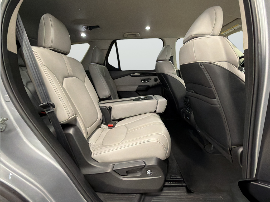 Used 2023 Silver Honda EX-L image 24
