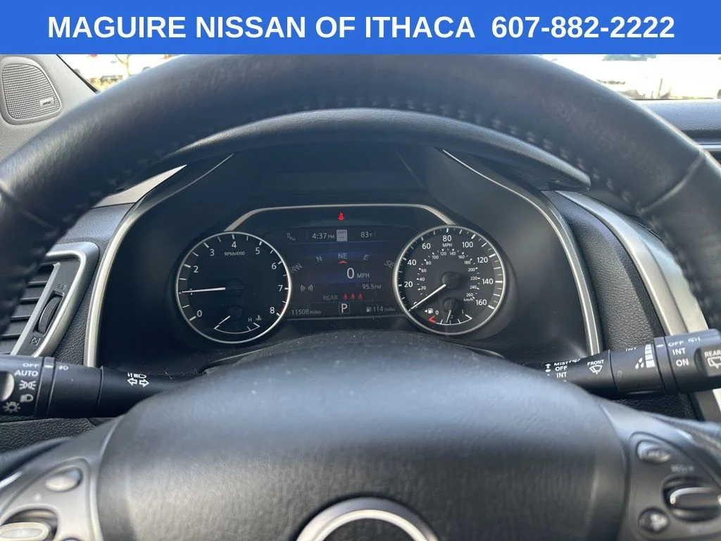Used 2023 Silver Nissan SL image 10