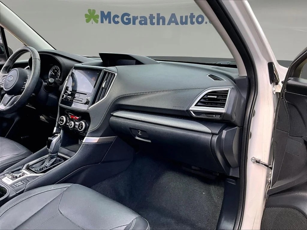 Used 2020 White Subaru Limited image 29