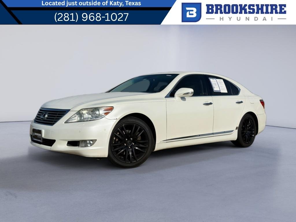 Used 2011 Starfire Pearl Lexus Base image 1