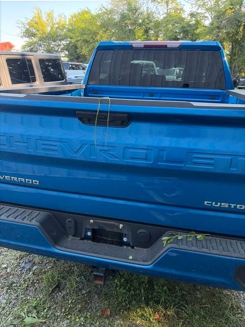 Used 2023 Blue Chevrolet Custom image 10