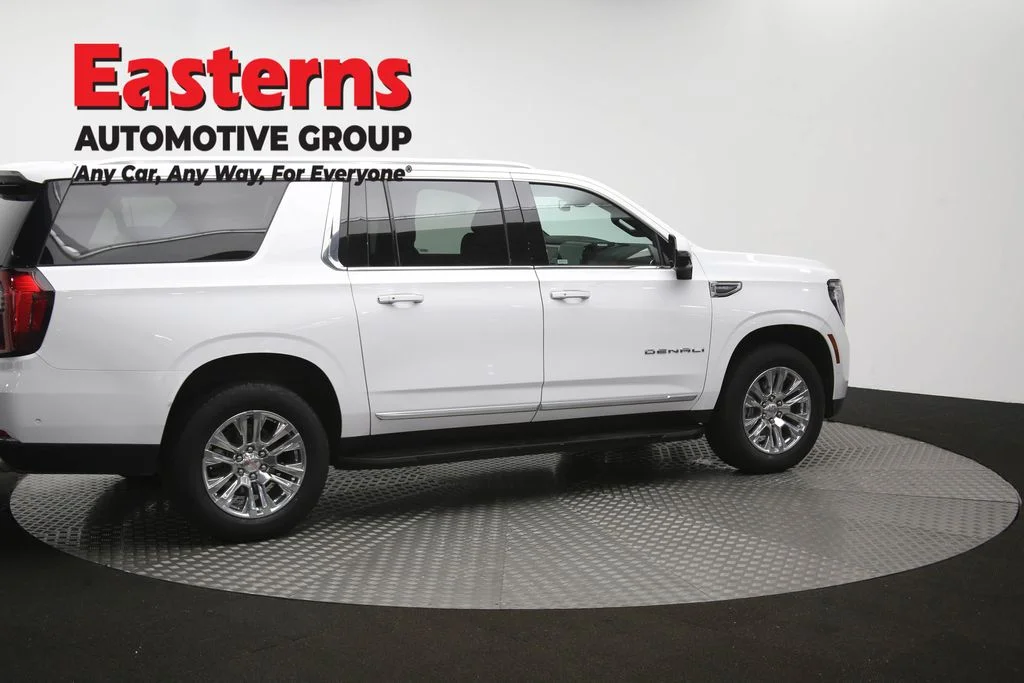 Used 2025 White GMC Denali image 49