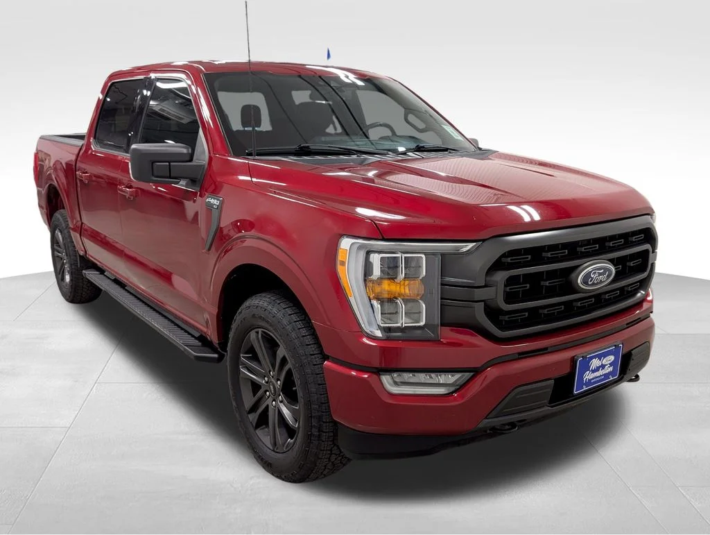 Certified Used 2022 Rapid Red Metallic Tinted Clearcoat Ford XLT image 23