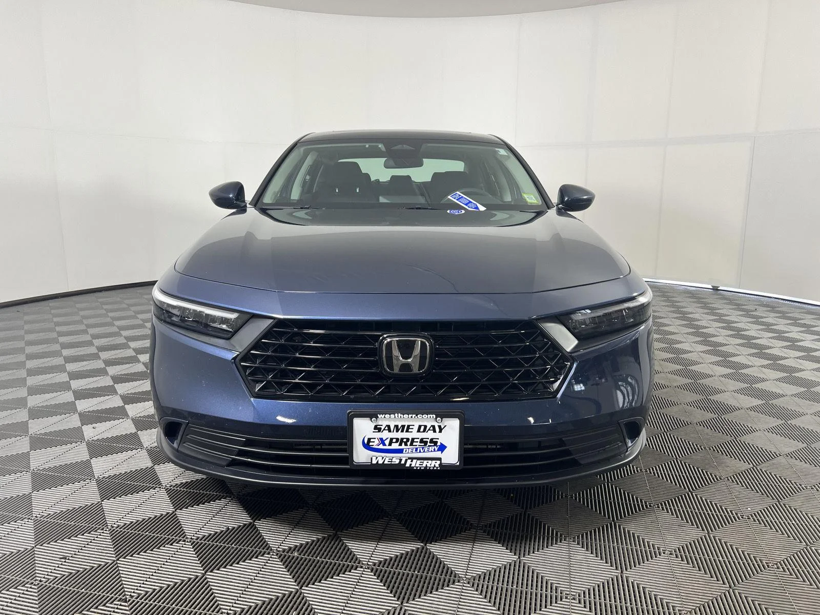Used 2023 Canyon River Blue Metallic Honda EX image 7