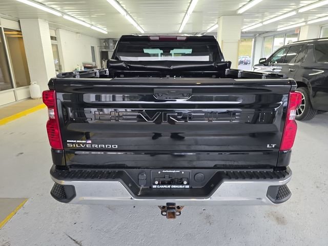 Used 2022 Black Chevrolet LT image 4