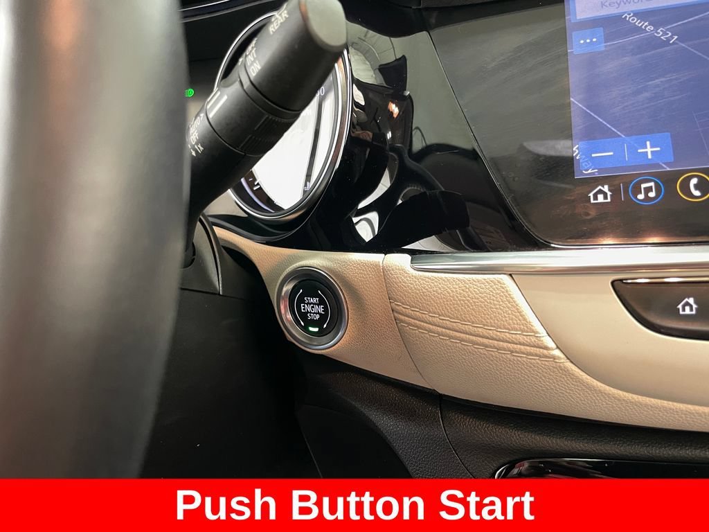 Used 2020 WHITE FROST TRICOAT Buick Essence image 7
