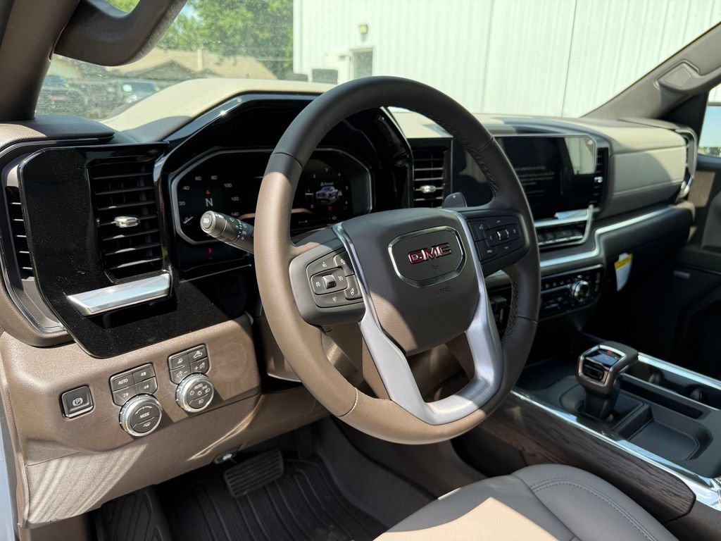 2026 GMC Sierra 1500 SLT - Photo 15