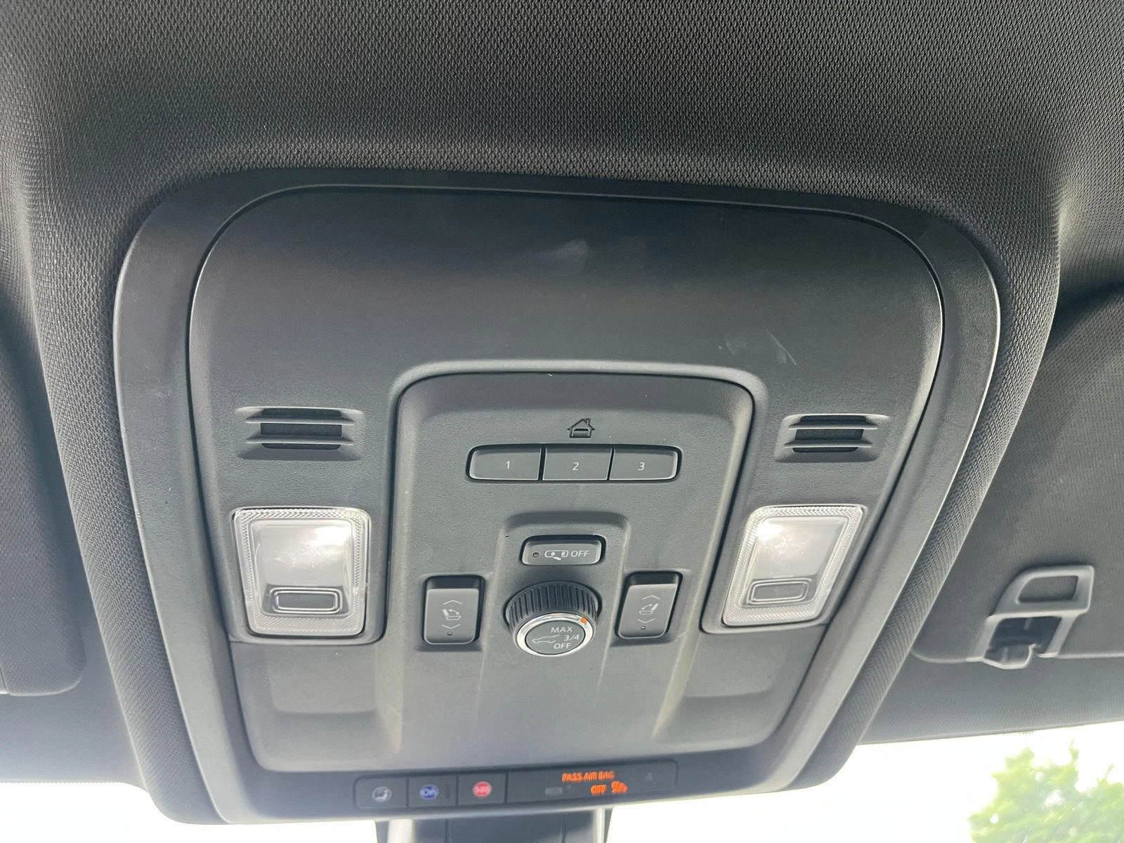 Used 2022 Auburn Metallic Chevrolet LT image 27