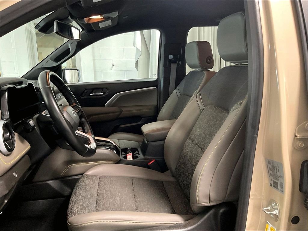 Used 2024 Beige Chevrolet ZR2 image 10