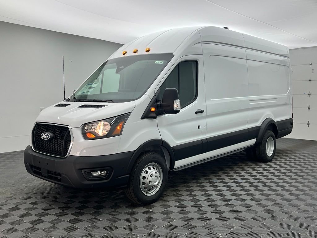 New 2026 White Ford Base image 14