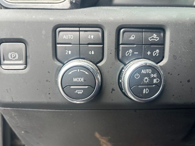 Used 2024 Gray GMC AT4 image 13