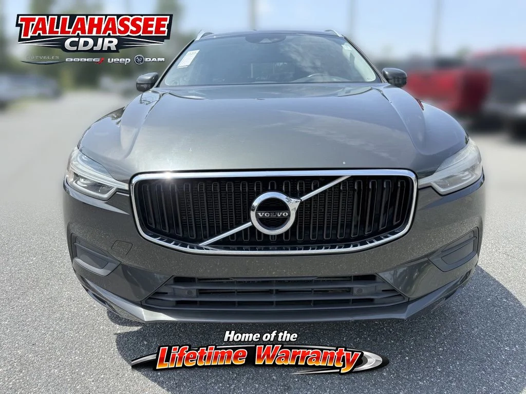 Used 2018 Gray Metallic Volvo T5 Momentum image 11