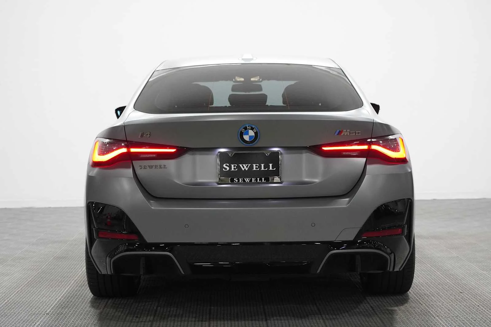 Certified Used 2024 Frozen Pure Grey II Metallic BMW M50 image 5