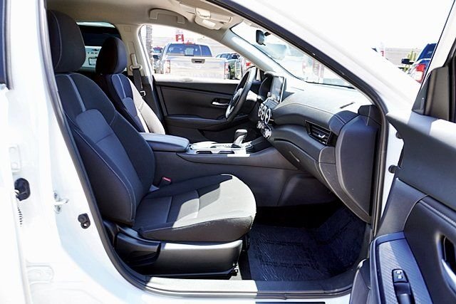 Used 2023 White Nissan SV image 16