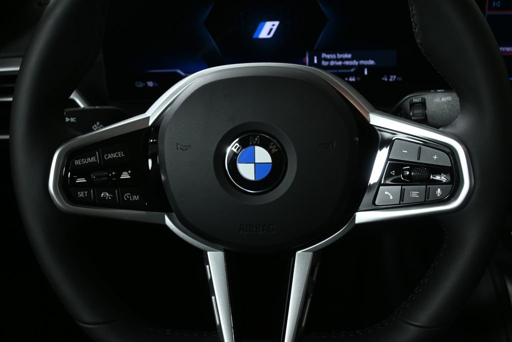 Used 2026 Gray BMW xDrive40 image 19